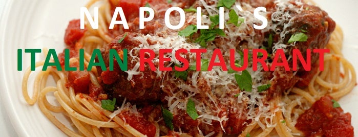 Napolis Italian Restaurant is one of Jennifer 님이 좋아한 장소.