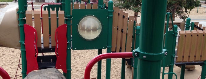 Peers Park is one of Parks & Playgrounds (Peninsula & beyond).