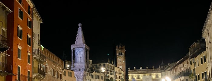 Piazza Mercato Vecchio is one of Theatre in Verona.