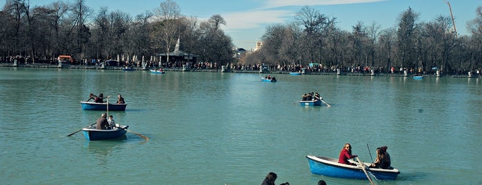 Parque del Retiro is one of -> Spain.