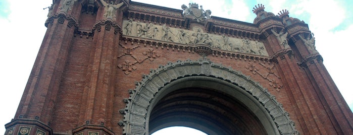 Arc de Triomphe is one of -> Spain.