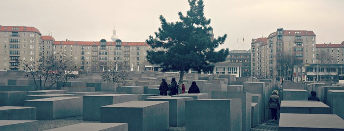 Мемориал памяти убитых евреев Европы is one of -> Germany.