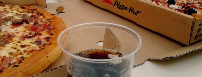 Pizza Hut is one of -> Portugal.