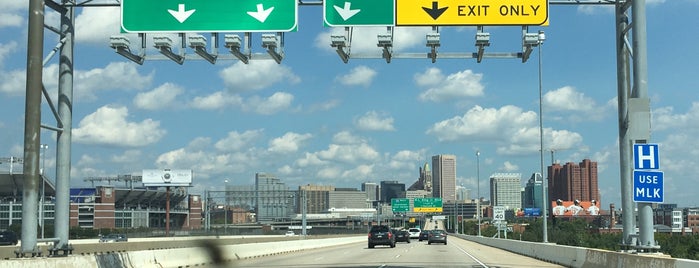 Interstate 395 is one of Baltimore/Washington area highways and crossings.