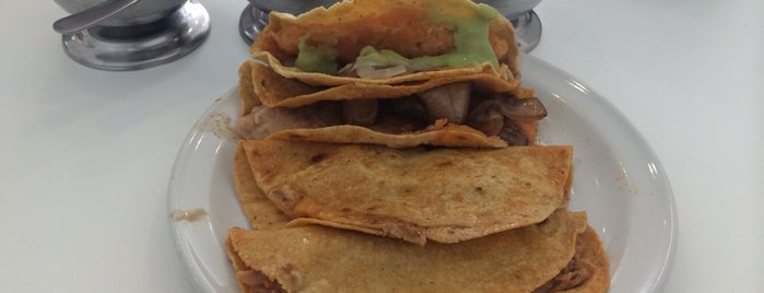Tacos La Capilla is one of Querétaro intro.