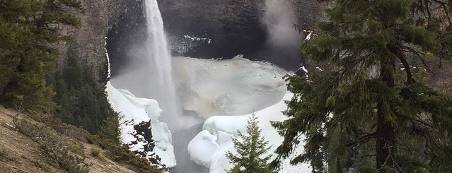 Wells Gray Provincial Park is one of Canada.