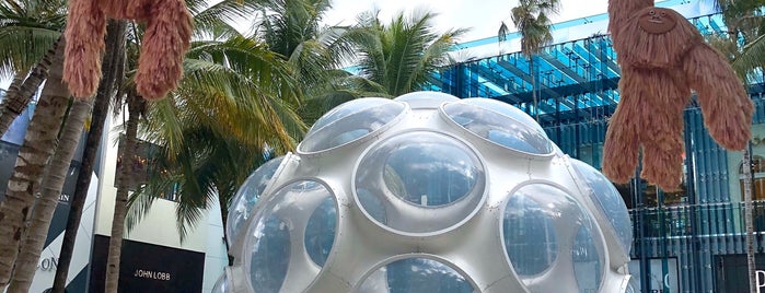 Miami Design District is one of Tempat yang Disukai Odile.
