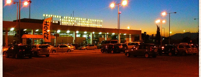 Kalamata International Airport (KLX) Κρατικός Αερολιμένας Καλαμάτας is one of Lugares favoritos de Giorgos.