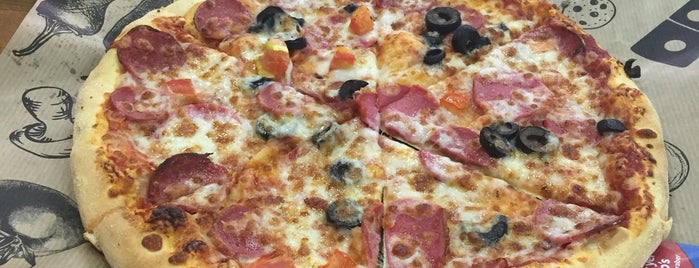 Domino's Pizza is one of Yaşam.