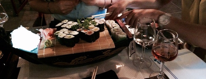 Sushi Boat  Montpellier is one of Restau.