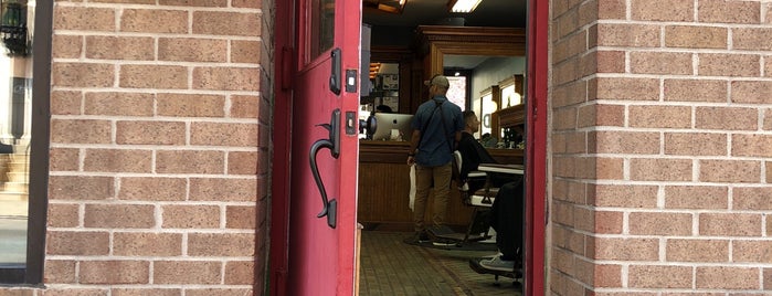 Ledo The Art Of The Barber is one of Tempat yang Disukai Dave.