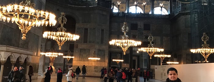 Hagia Sophia is one of Orte, die T gefallen.