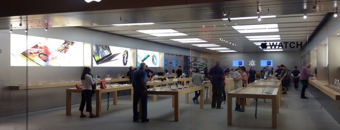 Apple Hillsdale is one of Apple Stores US West.