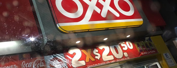 Oxxo is one of Aliciaさんのお気に入りスポット.