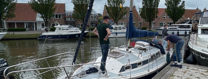 Vereniging Jachthaven Stavoren is one of Harbors or Marinas.