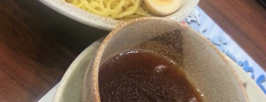 越後秘蔵麺 無尽蔵 塚口家 is one of ラーメン４ (= 'ー')ﾉ.