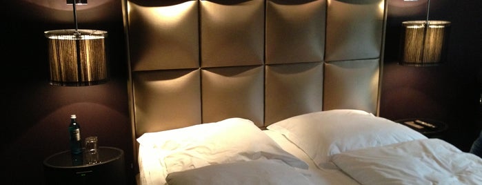 Roomers is one of Design Hotels™.