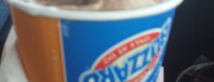 Dairy Queen is one of Lieux qui ont plu à Gail.
