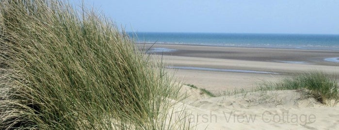 Camber Sands Beach is one of Travelling.
