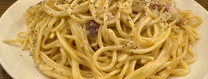 Carbo is one of ナポリタン食いたいマン🍝.