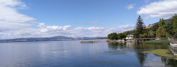 Lucerne, CA is one of Vihang'ın Beğendiği Mekanlar.