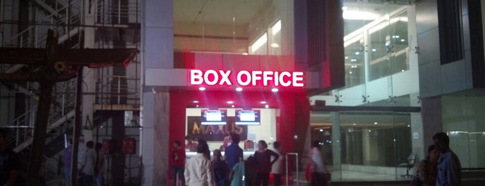 Maxus Cinema Gorai is one of สถานที่ที่ A ถูกใจ.