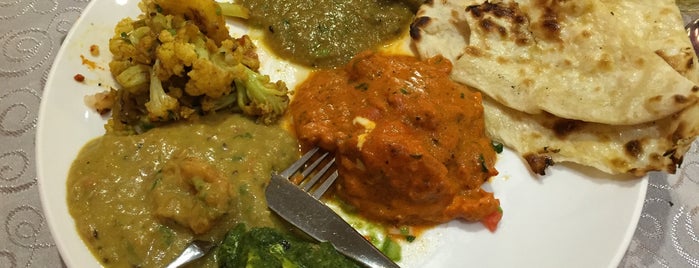 坦都印度餐廳 Tandoor Indian Restaurant is one of Lugares favoritos de Stefan.