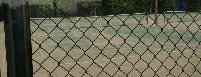 イーストテニススクール吹田 is one of Tennis Court in Osaka.