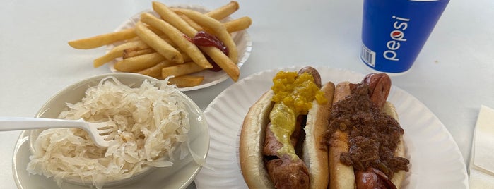 Rutt's Hut is one of Food Paradise.