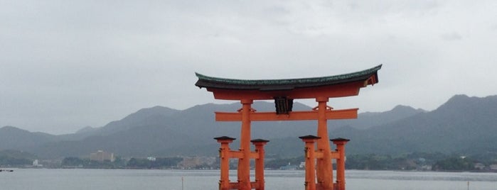 厳島神社 is one of 八百万の神々 / Gods live everywhere in Japan.