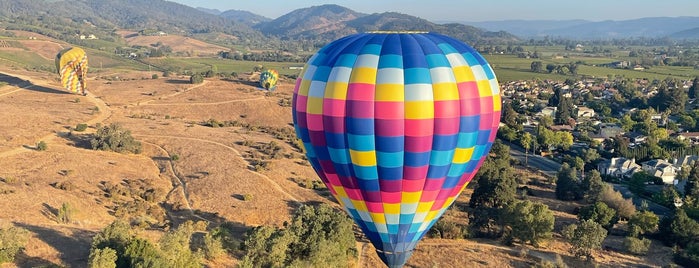Napa Valley Aloft Balloon Rides is one of Sf winery.