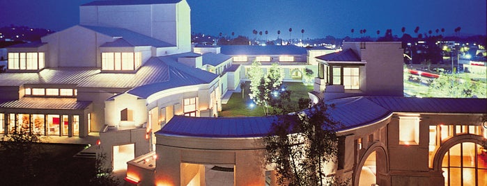California Center for the Arts, Escondido is one of Jolie : понравившиеся места.