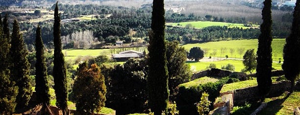 Castillo de Hostalrich is one of Posti che sono piaciuti a Gabri.