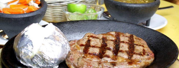 Steak Palenque is one of Comida.