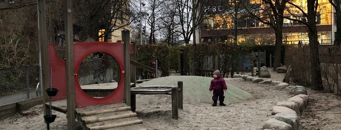 Legepladsen @ Den Grønne Sti is one of Copenhagen Playgrounds.