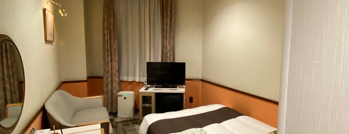 ホテル サンライフガーデン is one of ロケ場所など.