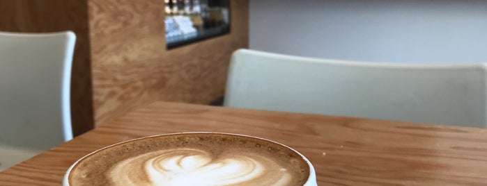 Blue Bottle Coffee is one of The 15 Best Places for Espresso in Beverly Hills.