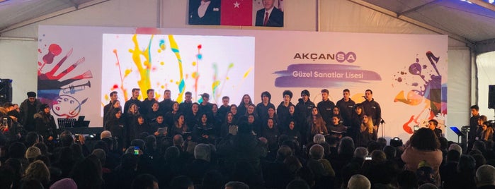 Akçansa Güzel Sanatlar Lisesi is one of Locais curtidos por Tayfun.