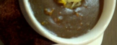 山の底 欧風カレー＆燻製料理 is one of カレー２.