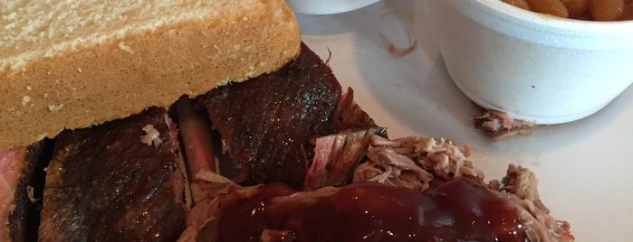 Joe's Texas Barbecue is one of Green Bay Area.