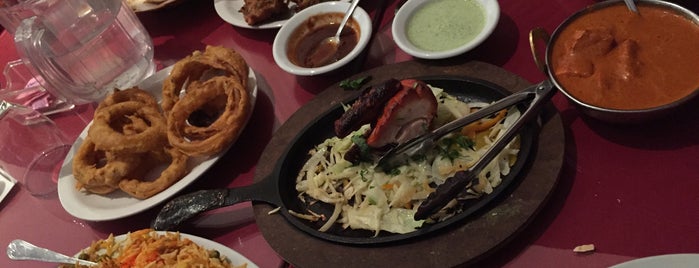 Tandoor et Grille is one of Top 10 dinner spots in Pointe-Claire, Canada.