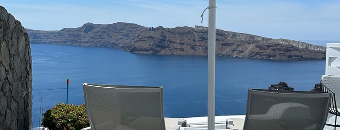 Oia is one of Discover Santorini.