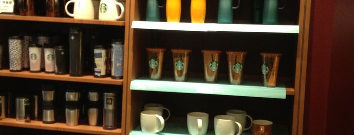 Starbucks is one of 스벅의노예(Slave of Starbucks).