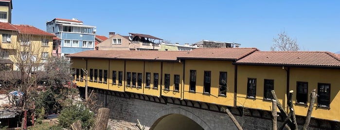Irgandı Köprüsü is one of Tempat yang Disukai Esra.