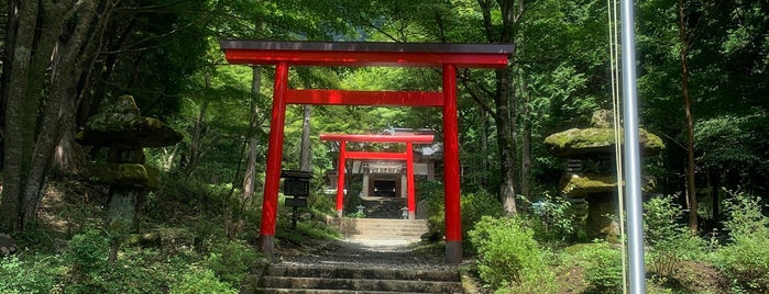公時神社 (金時神社) is one of Tempat yang Disukai ジャック.