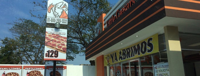 Little Caesars Pizza is one of สถานที่ที่ JoseRamon ถูกใจ.