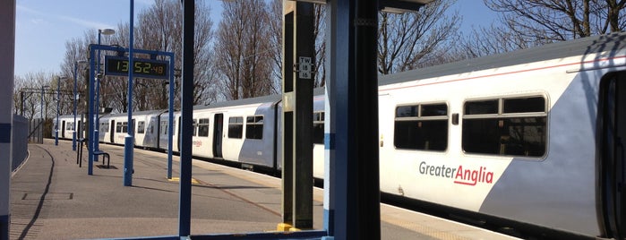 Walton-on-the-Naze Railway Station (WON) is one of Railway Stations in Essex.