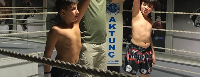 Aktunç Gym Fight Academy is one of Lugares guardados de Mithat.
