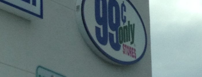 99 Cents Only Stores is one of Ryan 님이 좋아한 장소.