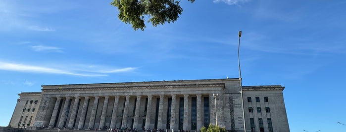 Facultad de Derecho (UBA) is one of Renatinho Em Buenos Aires.